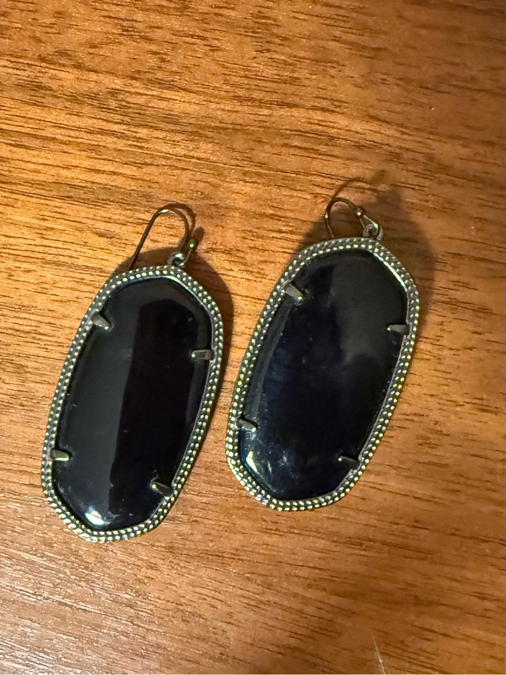 Kendra Scott Black Oval Drop Earrings with Beaded Gold Frame